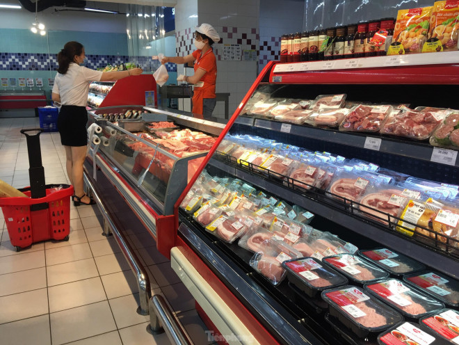 Giá thịt lợn xuống mức thấp nhất trong 1 năm - Ảnh 1